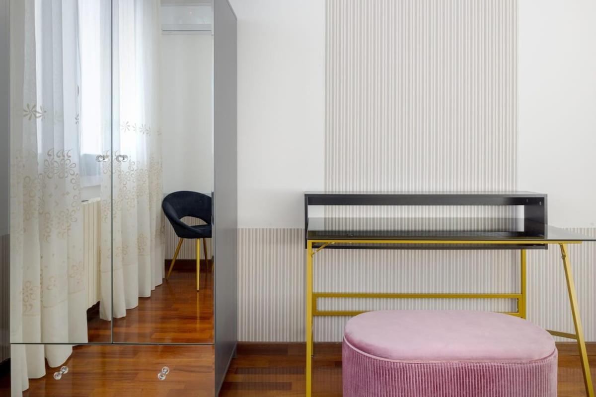 Casa Louise - Appartamento Don Bedetti Bologna Bagian luar foto
