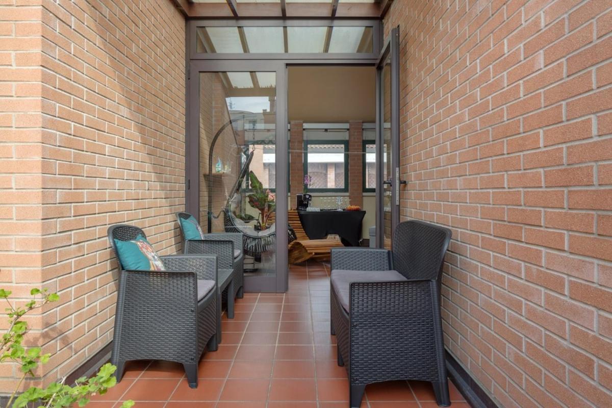 Casa Louise - Appartamento Don Bedetti Bologna Bagian luar foto