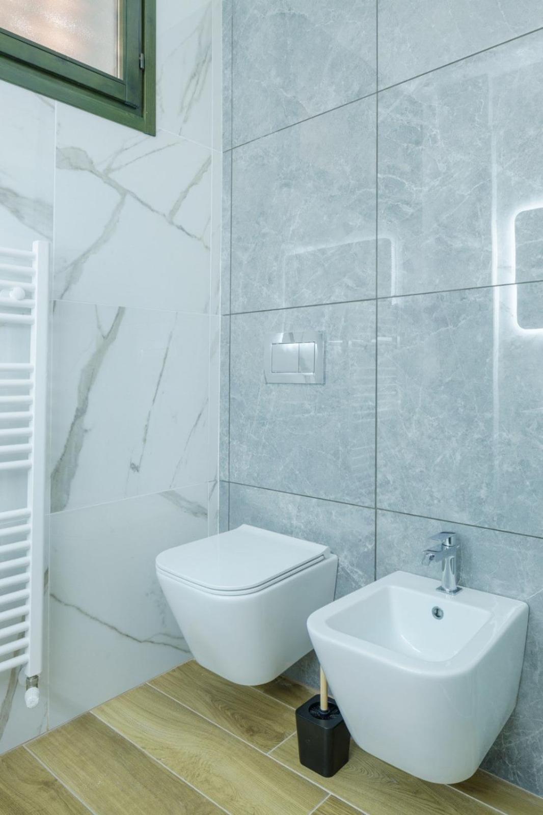 Casa Louise - Appartamento Don Bedetti Bologna Bagian luar foto
